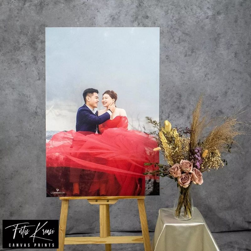 Jual CETAK FOTO FREWEDDING PLUS BINGKAI SUDAH SAMA STAN | Shopee Indonesia