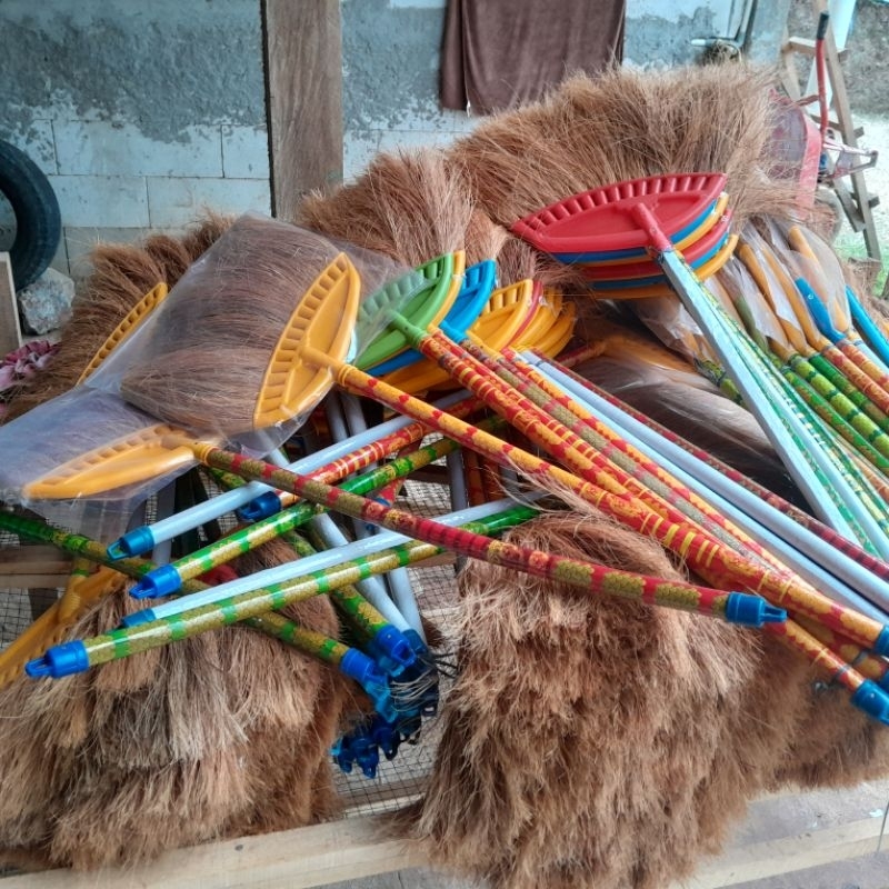 Jual Sapu Sabut Kelapa / Sapu Tepes / Sapu Rumah Sapu Lantai | Shopee ...