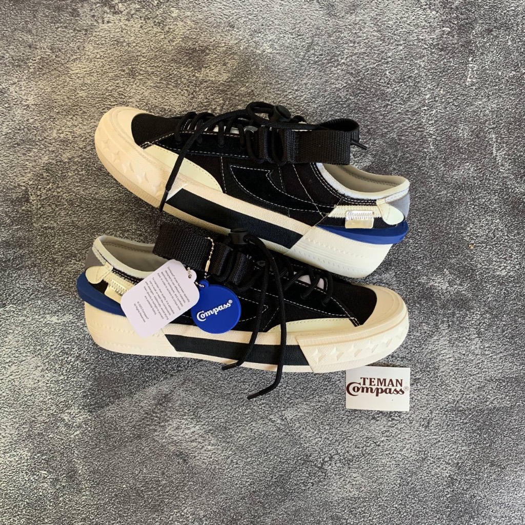 Jual Sepatu Compass Proto 2 MAKNA / PROTO 2 | Research & Destroyer ...