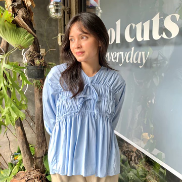 Aluna Blouse Katun Poplin Warna Ivory Baby Blue