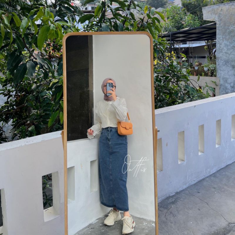 Jual OUTFIX NEW ORIGINIAL IRENA (SKIRT JEANS) | Shopee Indonesia