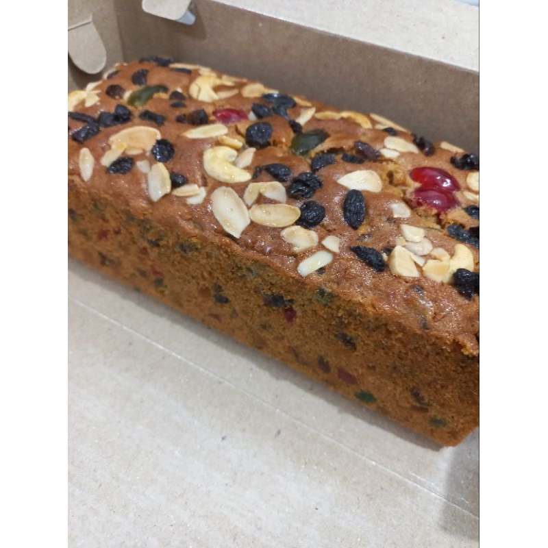 Jual HOMEMADE English Fruit Cake/ Fruit Cake/ Kue Mix Buah dan Kacang ...