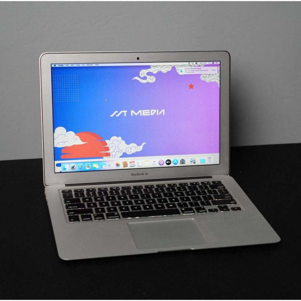 Jual LAPTOP MACBOOK AIR 2013 INTEL CORE I7 RAM 8 GB LAPTOP BEKAS