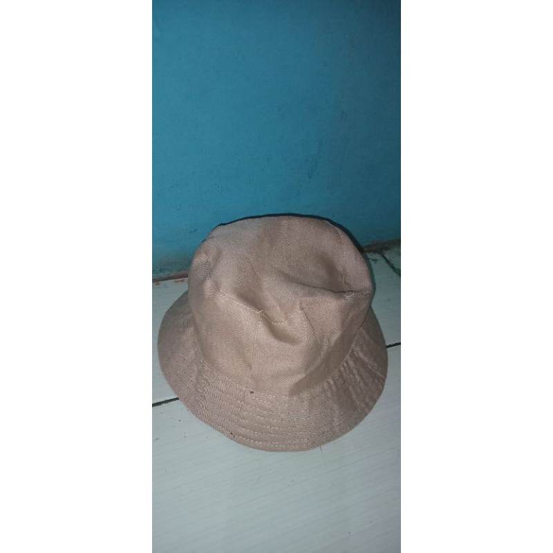 Jual TOPI SECOND | Shopee Indonesia
