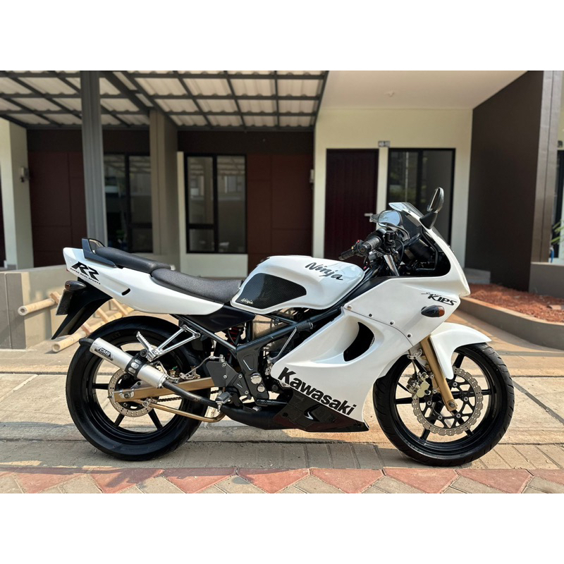 Jual kawasaki ninja rr 2012 putih albino restorasi modifikasi istimewa ...