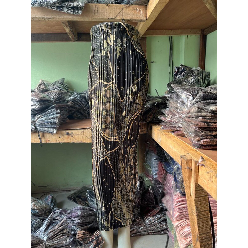 Jual [20] MOTIF/ROK PLISKET BATIK / ROK KONDANGAN/ ROK ADAT/ ROK WISUDA ...