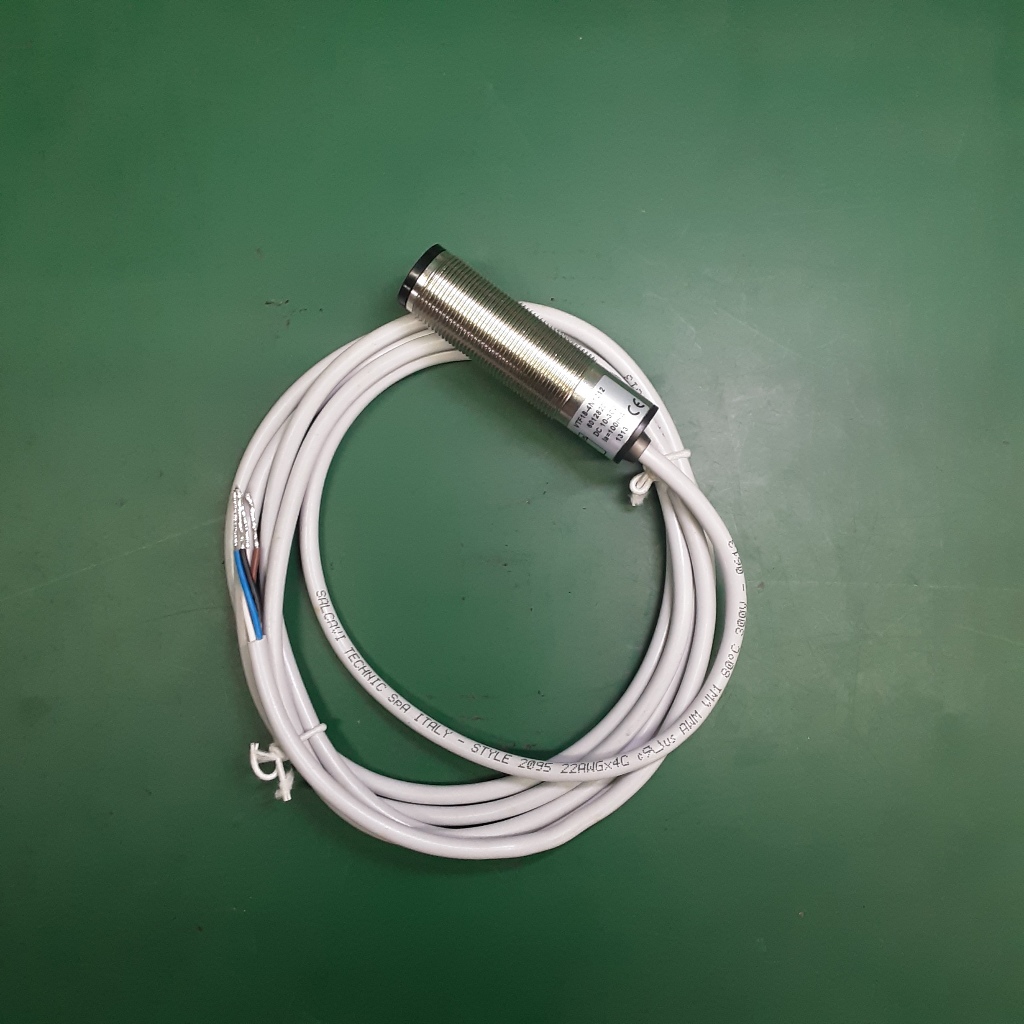 Jual Modul Sensor Logam Sensor Proximity SWITCH DETECTION NPN SICK ...