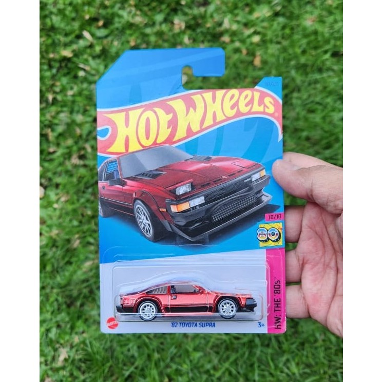 Hot Wheels '82 Toyota Supra スーパートレジャーハント Hot Wheels Super Treasure Hunt 2023 82 Toyota Supra Red - US
