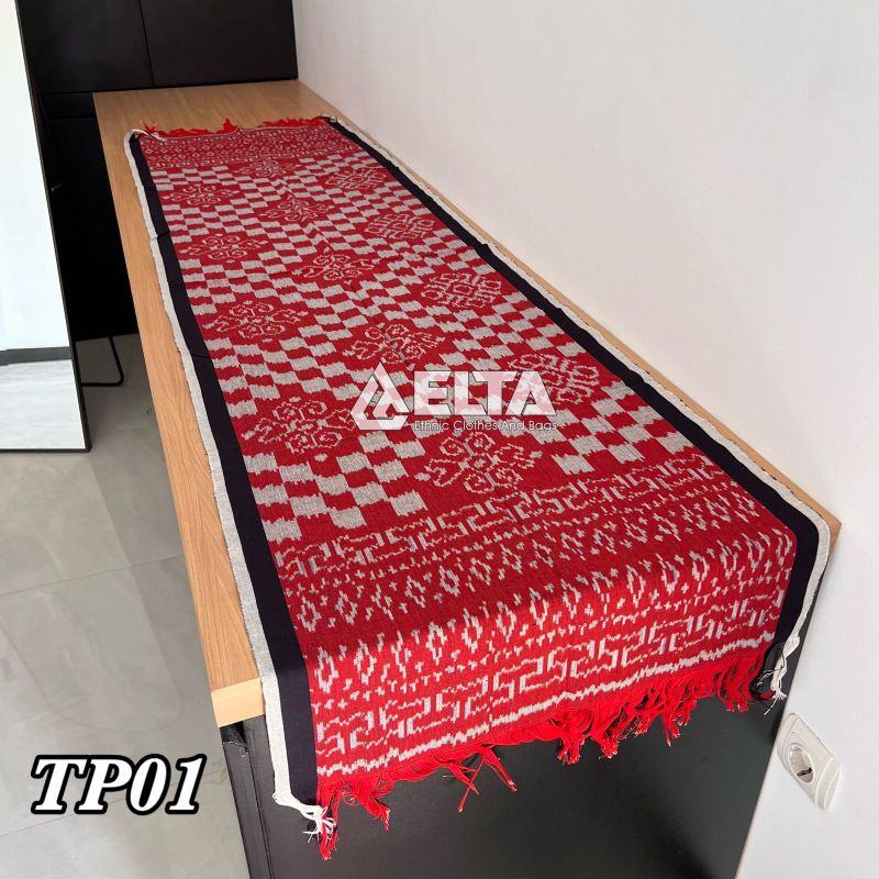 Bodibilding bilan shugullanuvchi ayolning ichidagi cumani tomosha qiling