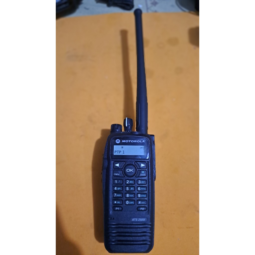 Jual HT Motorola Ats2500i Trunking Sistem Frekuensi 800 Mhz Normal Tx Dan Rx Kondisi Bekas Pakai