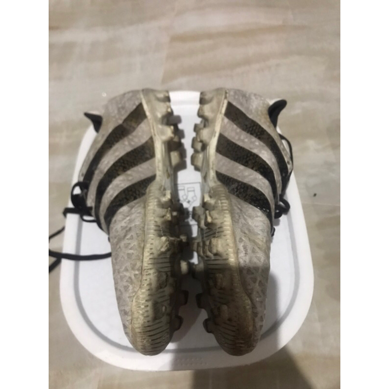 Jual sepatu bola adidas original | Shopee Indonesia