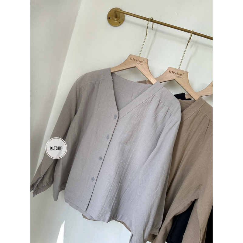 Jual CLOPY BLOUSE LINEN CRINKLE | Shopee Indonesia