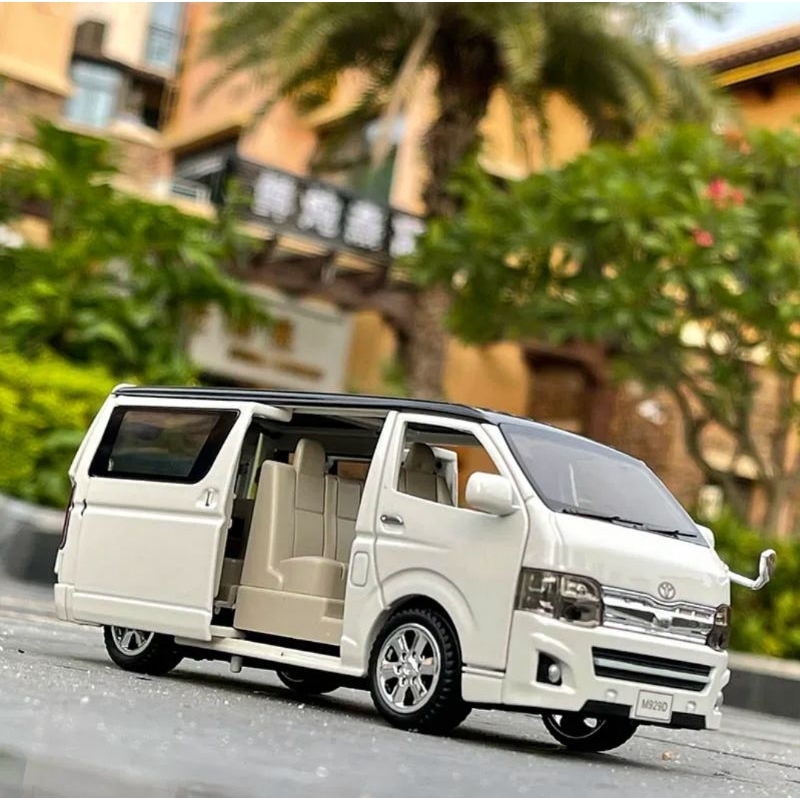 Jual DIECAST MOBIL TOYOTA HIACE DIE-CAST MINIATUR CLASSIC METAL SERIES ...