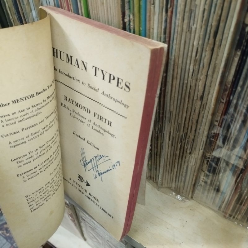 Jual Human Types - Raymond Firth | Shopee Indonesia