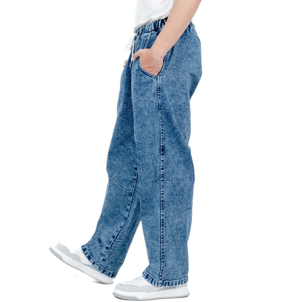 Bootleg Pants in Blue Denim Sandwash main image 1