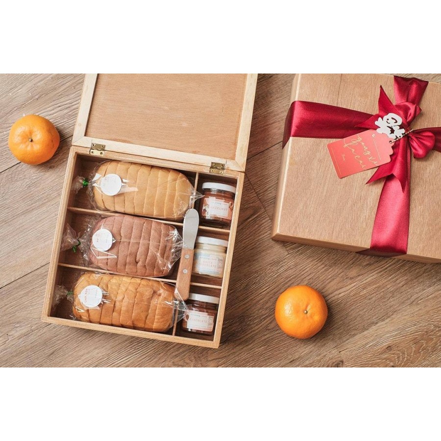 Jual ROTI ENENG CNY HAMPERS 2024 | Shopee Indonesia