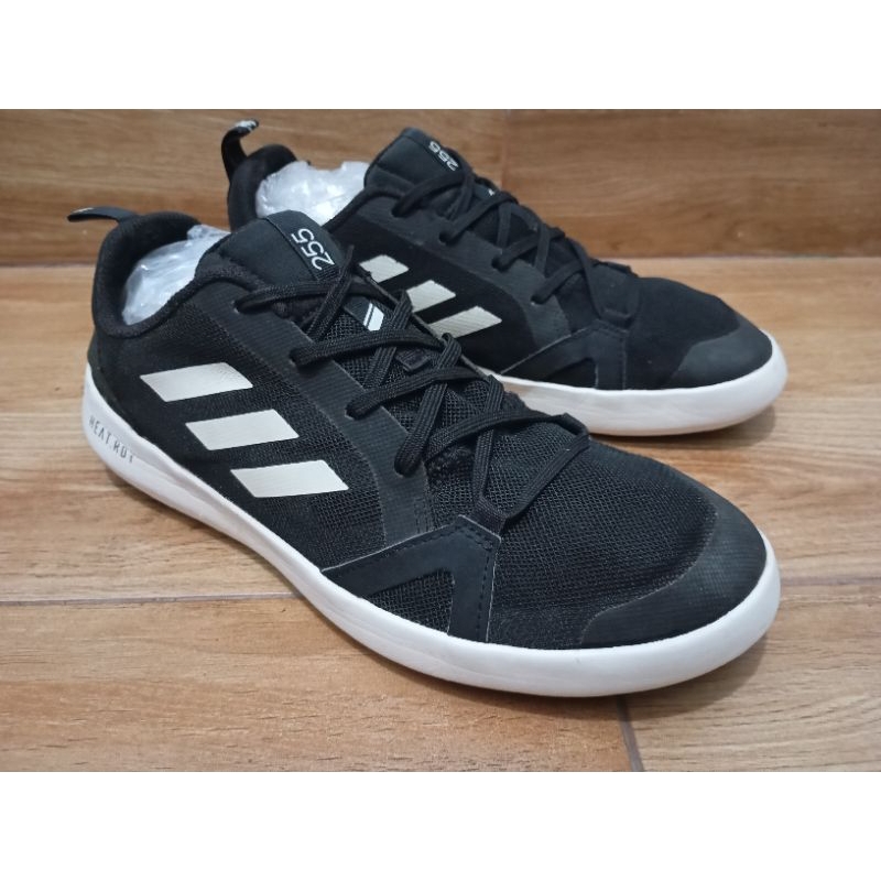 Jual sepatu trekking Adidas Terrex 255 Shopee Indonesia