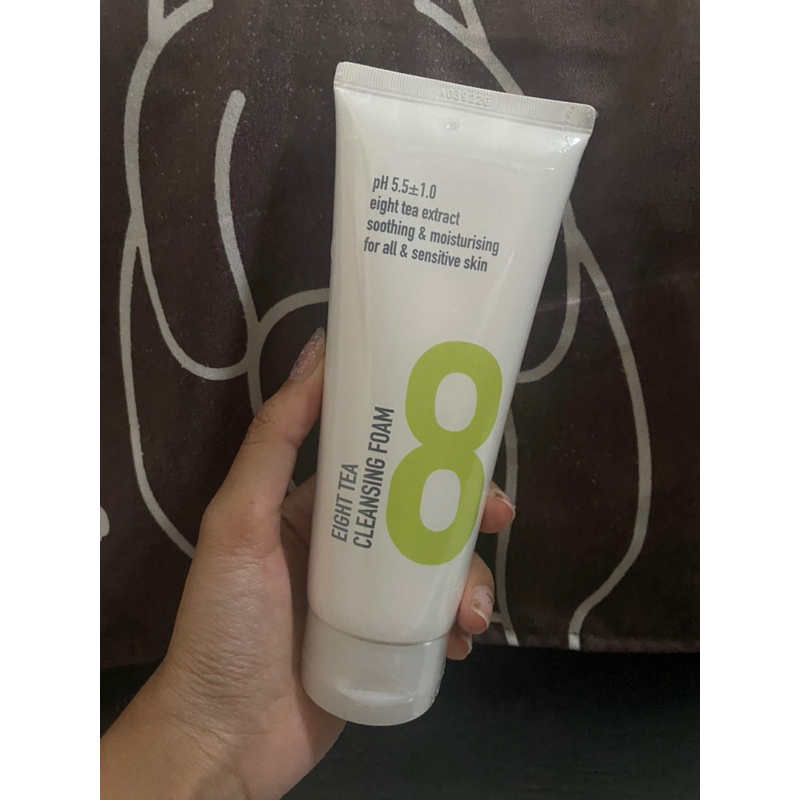 Jual BOM Eight Tea Cleansing Foam Shooting & Moist | Shopee Indonesia