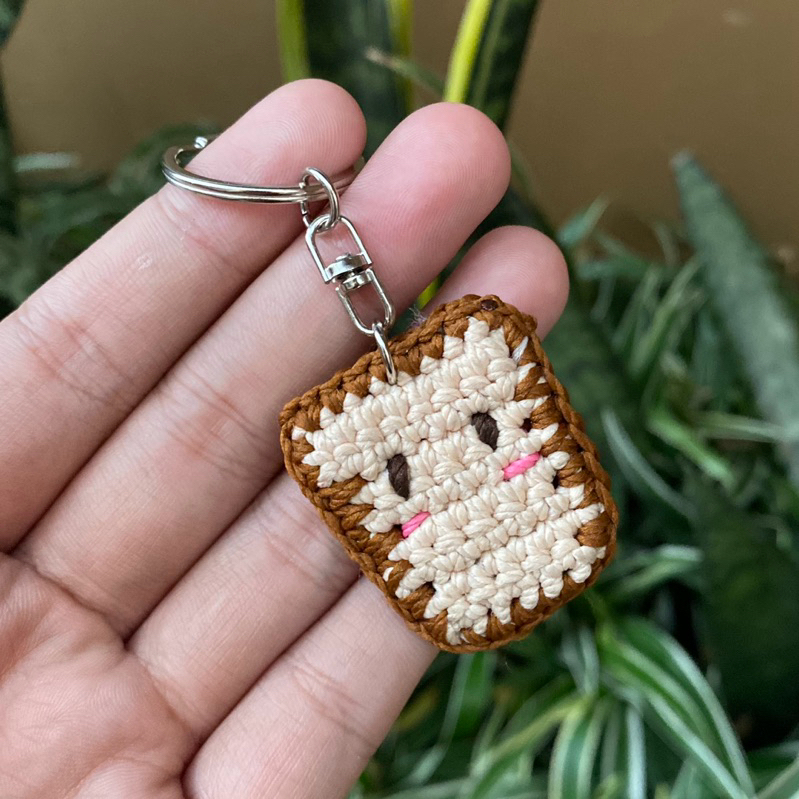 Jual Souvenir Gantungan Kunci Roti Rajut Mini Amigurumi Bread Keychain ...