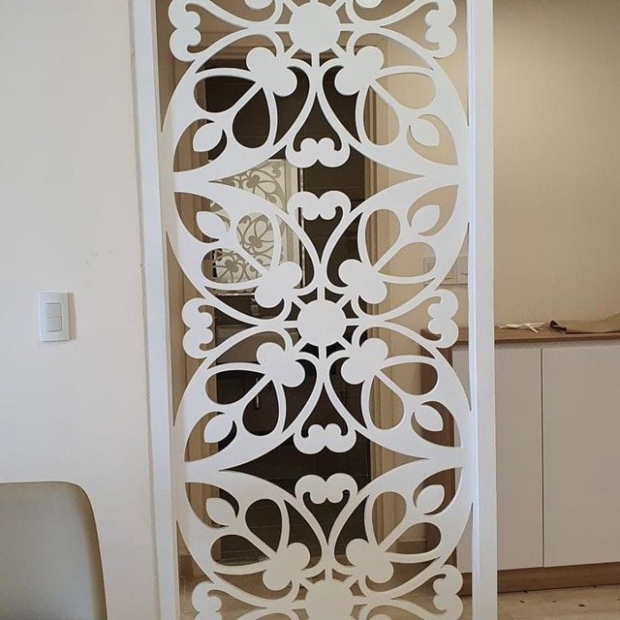 Jual Partisi plat cutting minimalis / partisi sekat ruangan besi ...