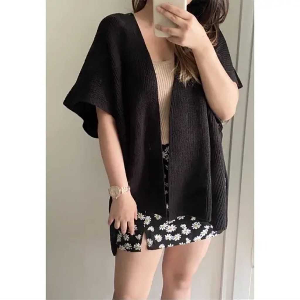 Jual Outer Oversize Camilla Batwing / Outer Ootd Simple | Shopee Indonesia