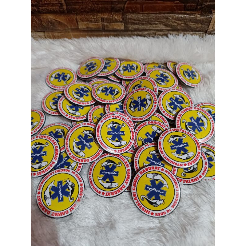 Jual PIN CUSTOM cemiti uk 5.8 cm | Shopee Indonesia