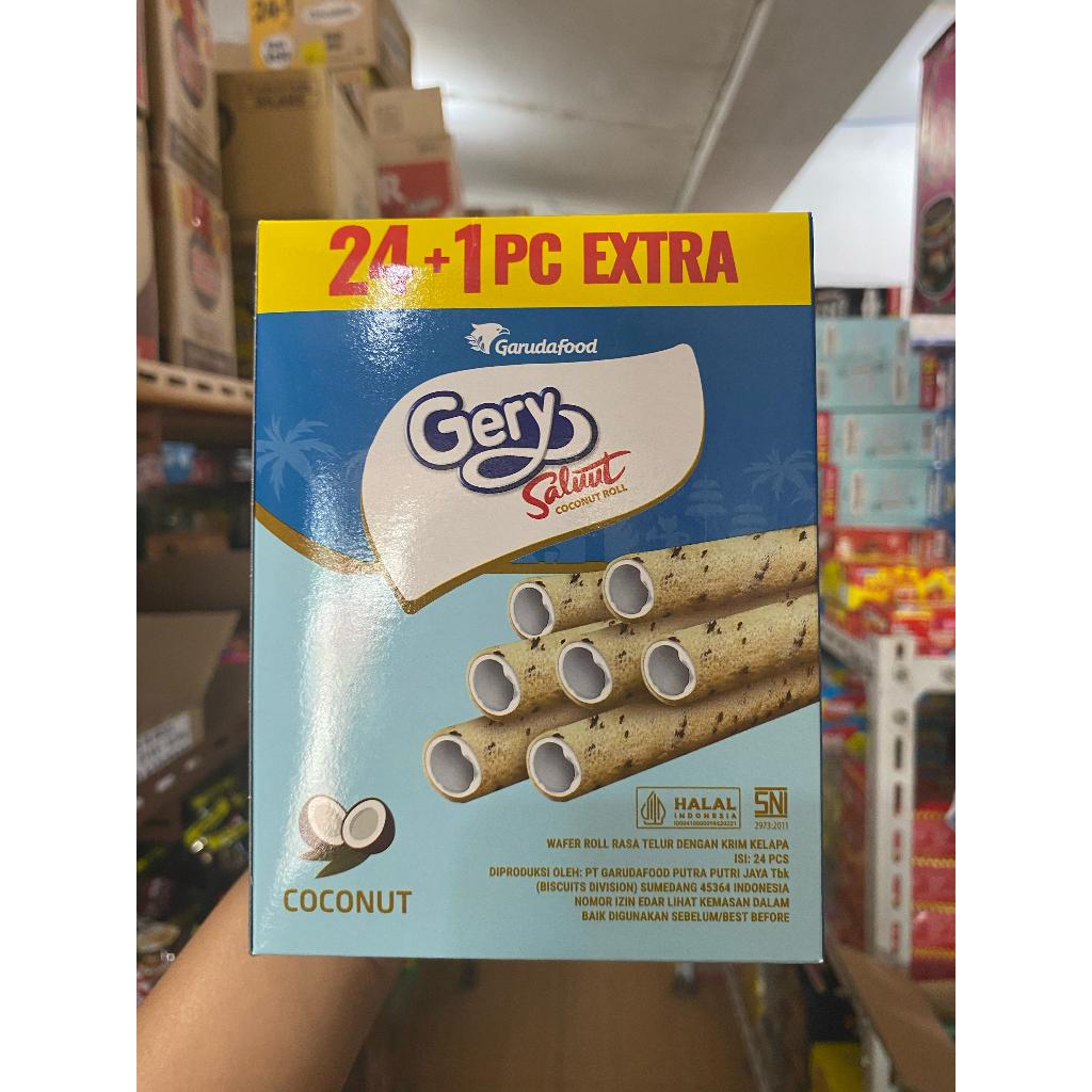 Jual GERY Saluut ROLL Coconut Wafer Roll Krim Kelapa Gery Salut ...
