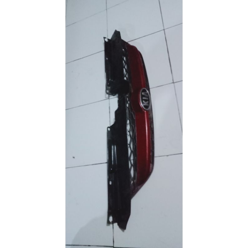 Jual GRILL KIA RIO SF 2005 ORIGINAL COPOTAN | Shopee Indonesia