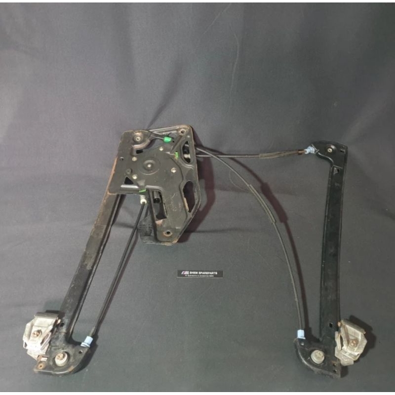 Jual Regulator + motor power window depan kanan original BMW E38 seri 7 ...