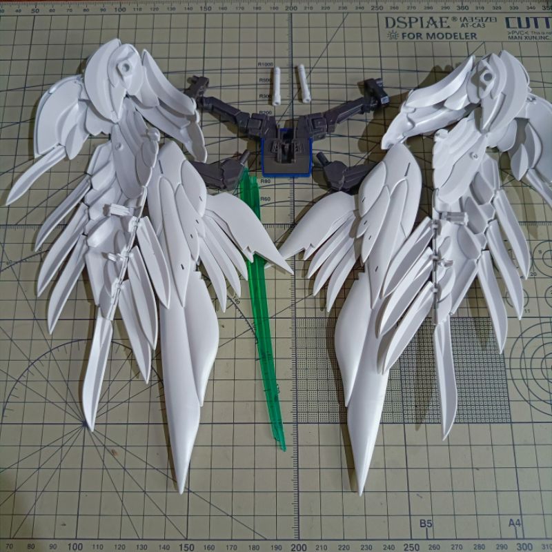 Jual MG 1/100 GUNDAM WING ZERO CUSTOM ENDLESS WALTS VER.KA VER KA ...