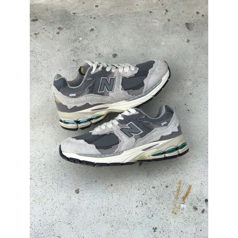 Jual NB 2002R PROTECTION PACK LUNAR NEW YEAR / SIZE 37 (23 CM) | Shopee ...