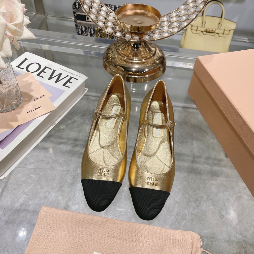 Jual Miu Miu high heels Individualized Sense of design Campus funds