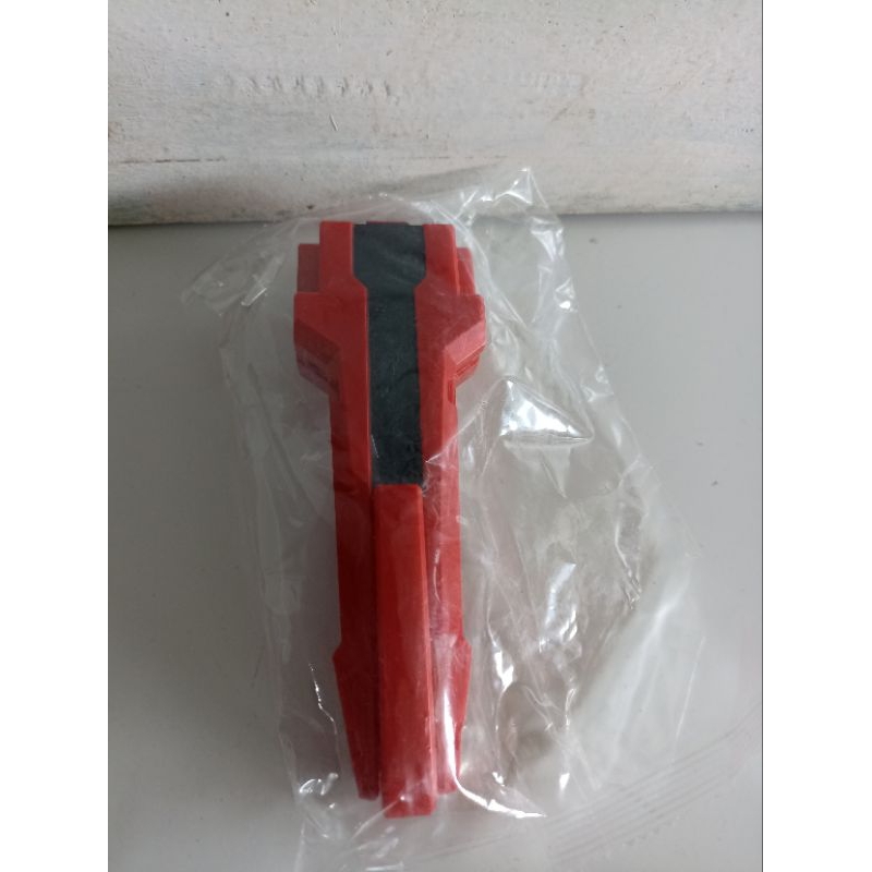 Jual Beyblade X Grip Launcher Merah | Shopee Indonesia