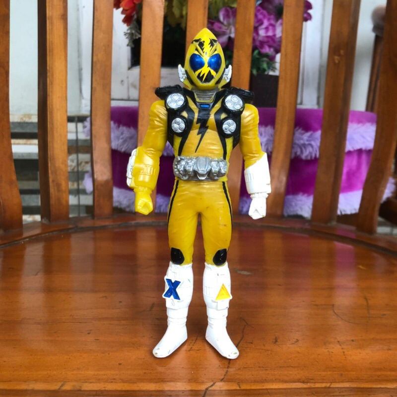 Jual Kamen Rider Fourze Yellow Form (RHS) | Shopee Indonesia