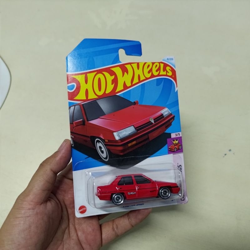 Jual Hot Wheels basic 2024 Proton Saga | Shopee Indonesia