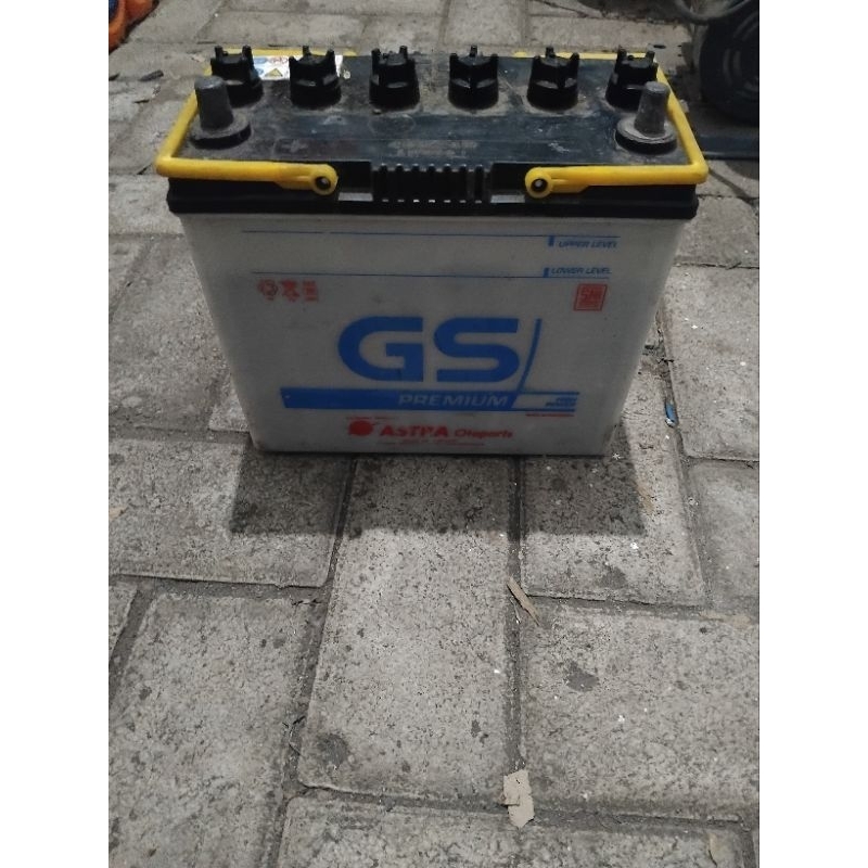 Jual OBRAL BEKAS AKI MOBIL GS PREMIUM ASTRA NS60 12 V 45 AMPERE