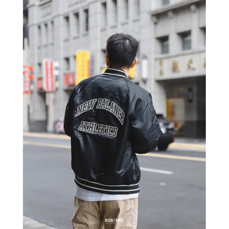 New Balance MET24 Flight Jacket 【公式通販】