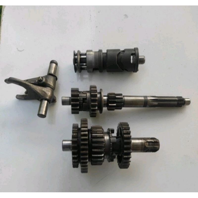 Jual GEAR RASIO TRANSMISI YAMAHA V80 Y 80 ROBOT ORIGINAL | Shopee Indonesia