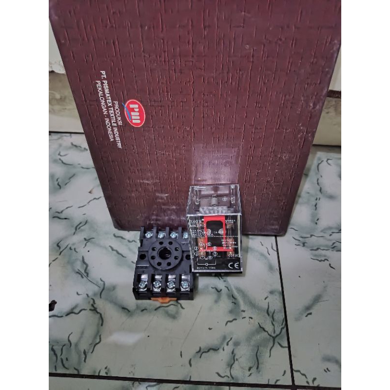 Jual RELAY OMRON MK2P 220VAC 1 SET DENGAN SOKET 8KAKI | Shopee Indonesia