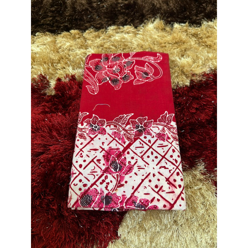 Jual Kain Batik Sarung Merah Putih Motif Pager Cabe | Shopee Indonesia