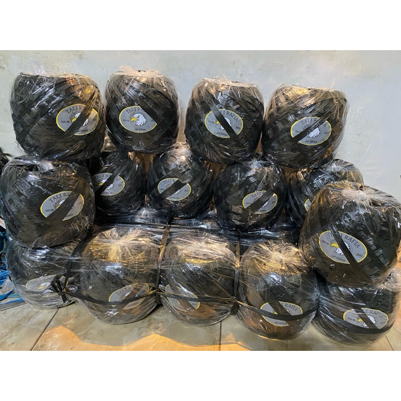 Jual Tali Rafia Hitam Gulungan Besar cap garuda | Shopee Indonesia
