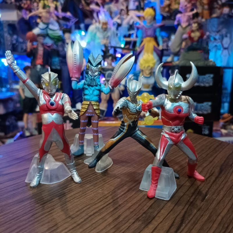 Jual ULTRAMAN set | Shopee Indonesia