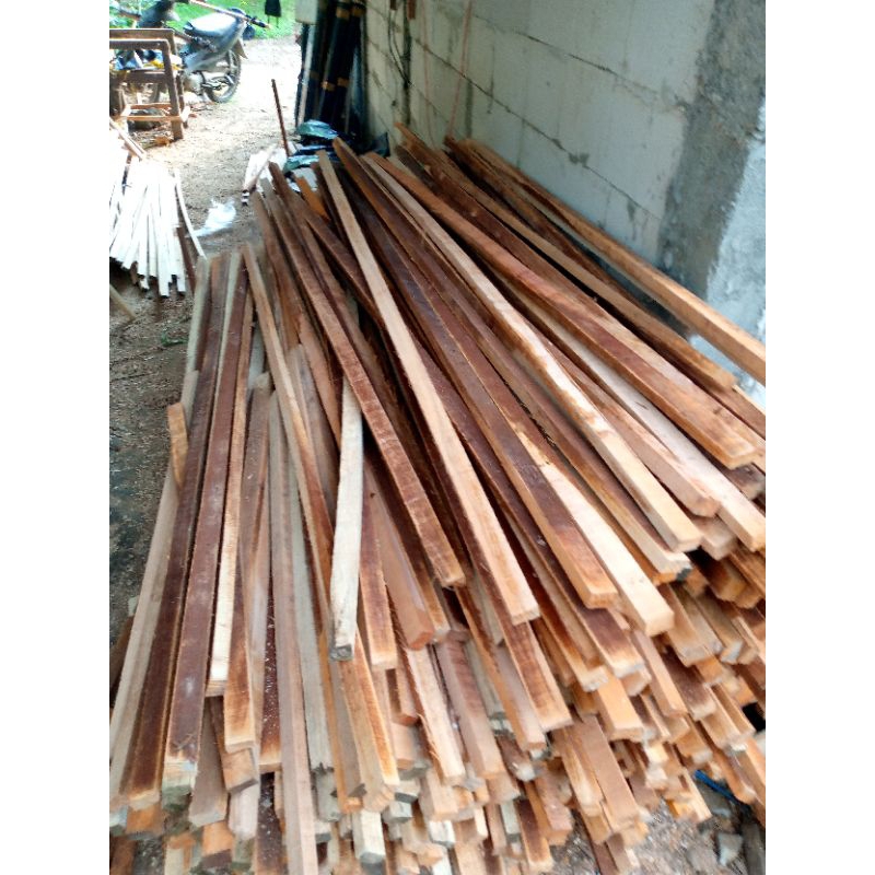 Jual kayu Reng 2, 5 meter 2×3cm satu ikat isi 10 batang sudah halus ...