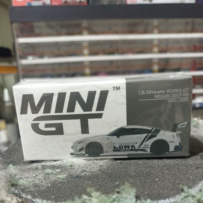 Jual Mini GT LB-Silhouette Works GT Nissan 35GT-RR - White LBWK (Free ...