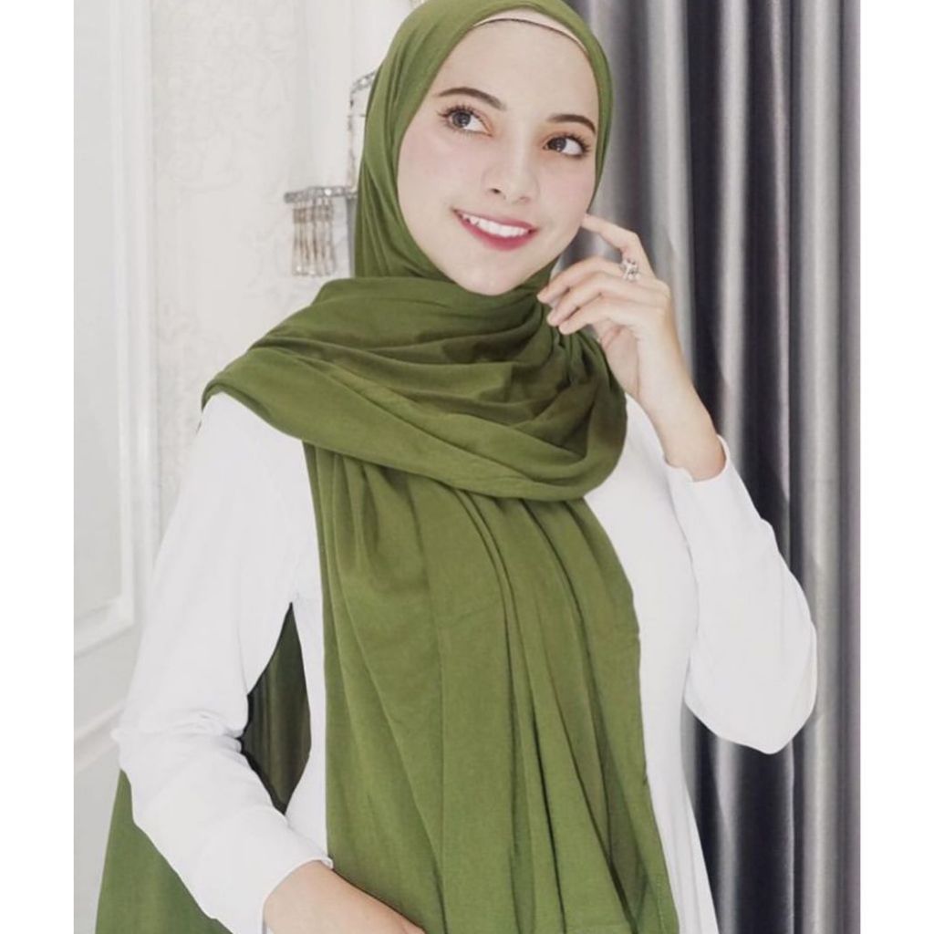 Jual 𝐌𝐎𝐘𝐘 𝐒𝐂𝐀𝐑𝐅 - Pashmina Kaos Rayon Super Meleyot 180cmx75cm | Shopee ...