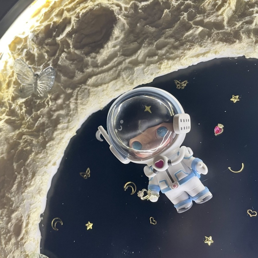 Jual Pop Mart Dimoo space travel Astronaut popmart | Shopee Indonesia