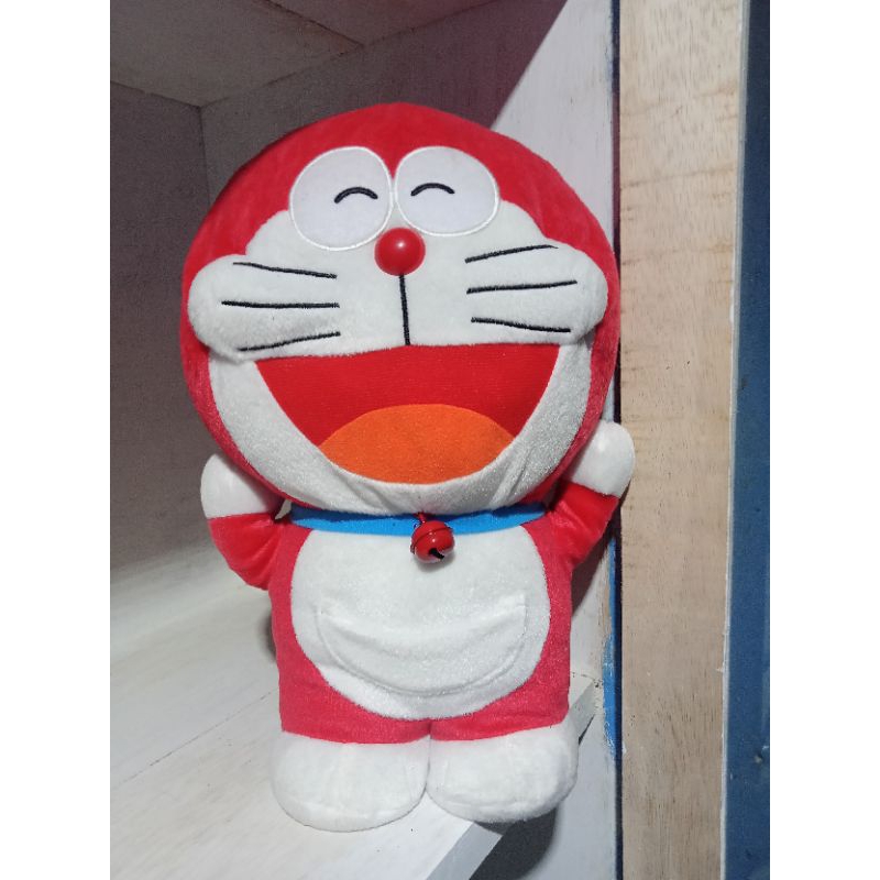 Jual Boneka Doraemon red original | Shopee Indonesia