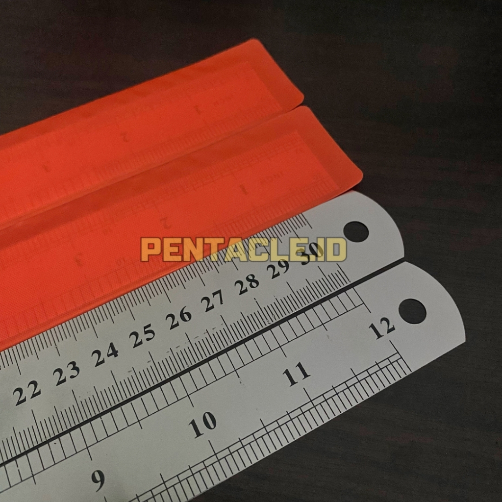 Jual Penggaris Besi 30cm Stainless Steel Berkualitas Kuat Pengukur ...