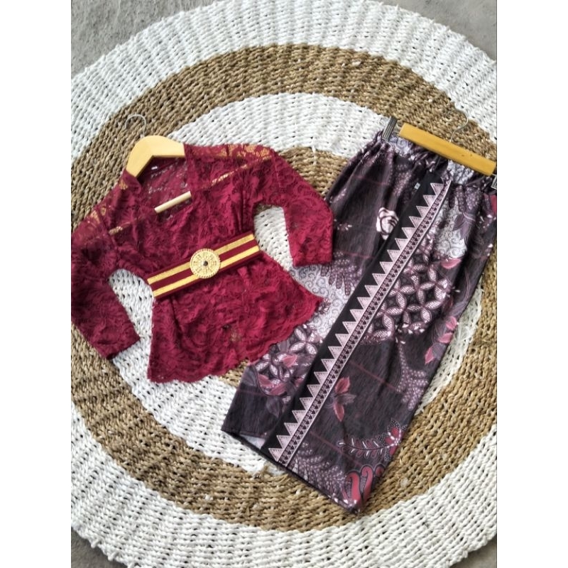 Jual Oneset Kebaya Anak Bali/Setelan Kebaya Anak Bali/Oneset Kebaya