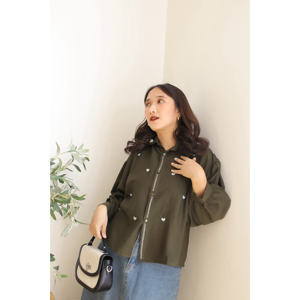 Mayoutfit Denima Shirt | Atasan Kemeja Wanita Basic Aksen Beads main image 1
